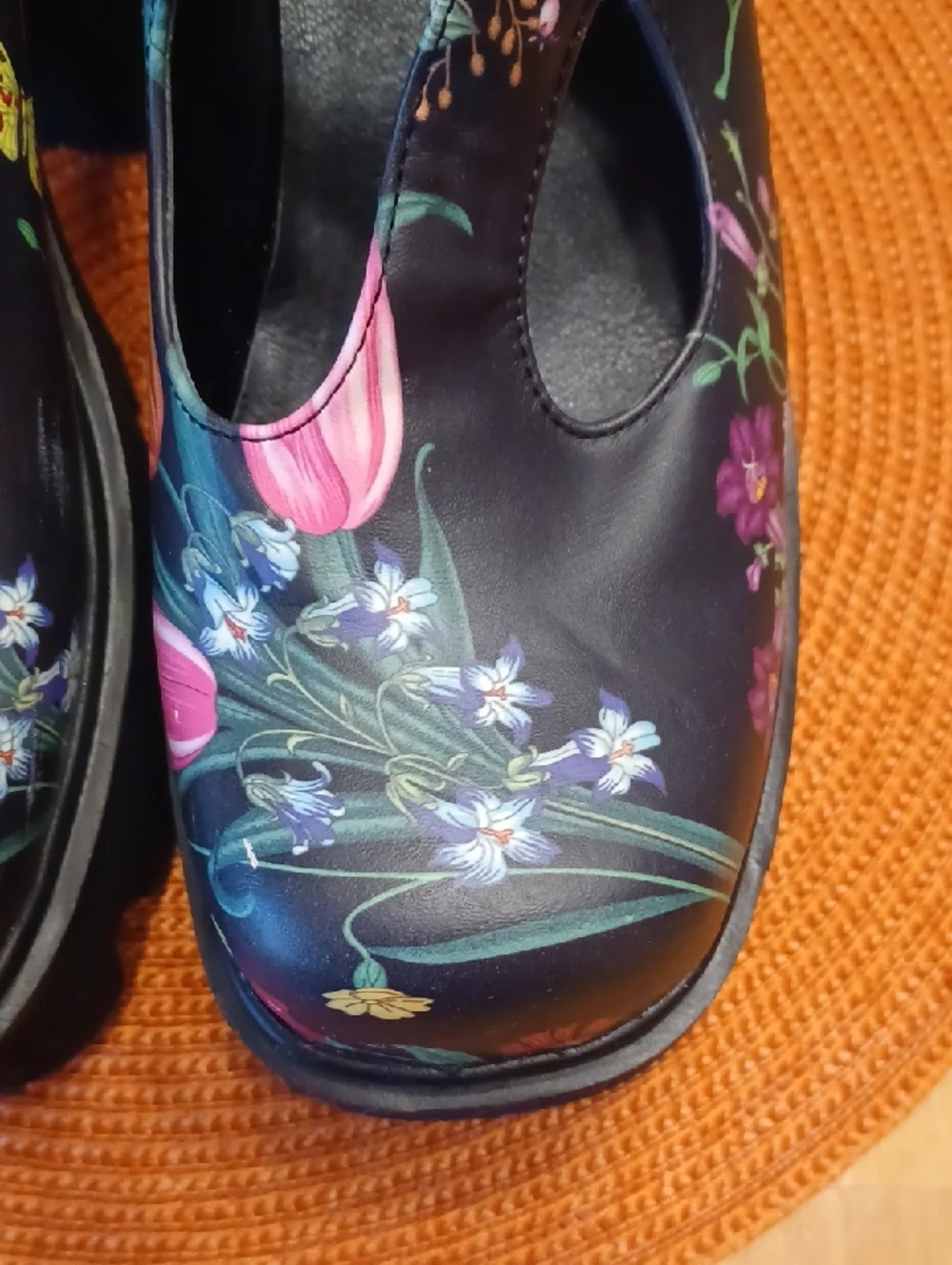Platform Mary Jane Heeled Shoes in Floral Black